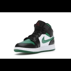 Jordan 1 Mid - Green Toe (GS) 4y
